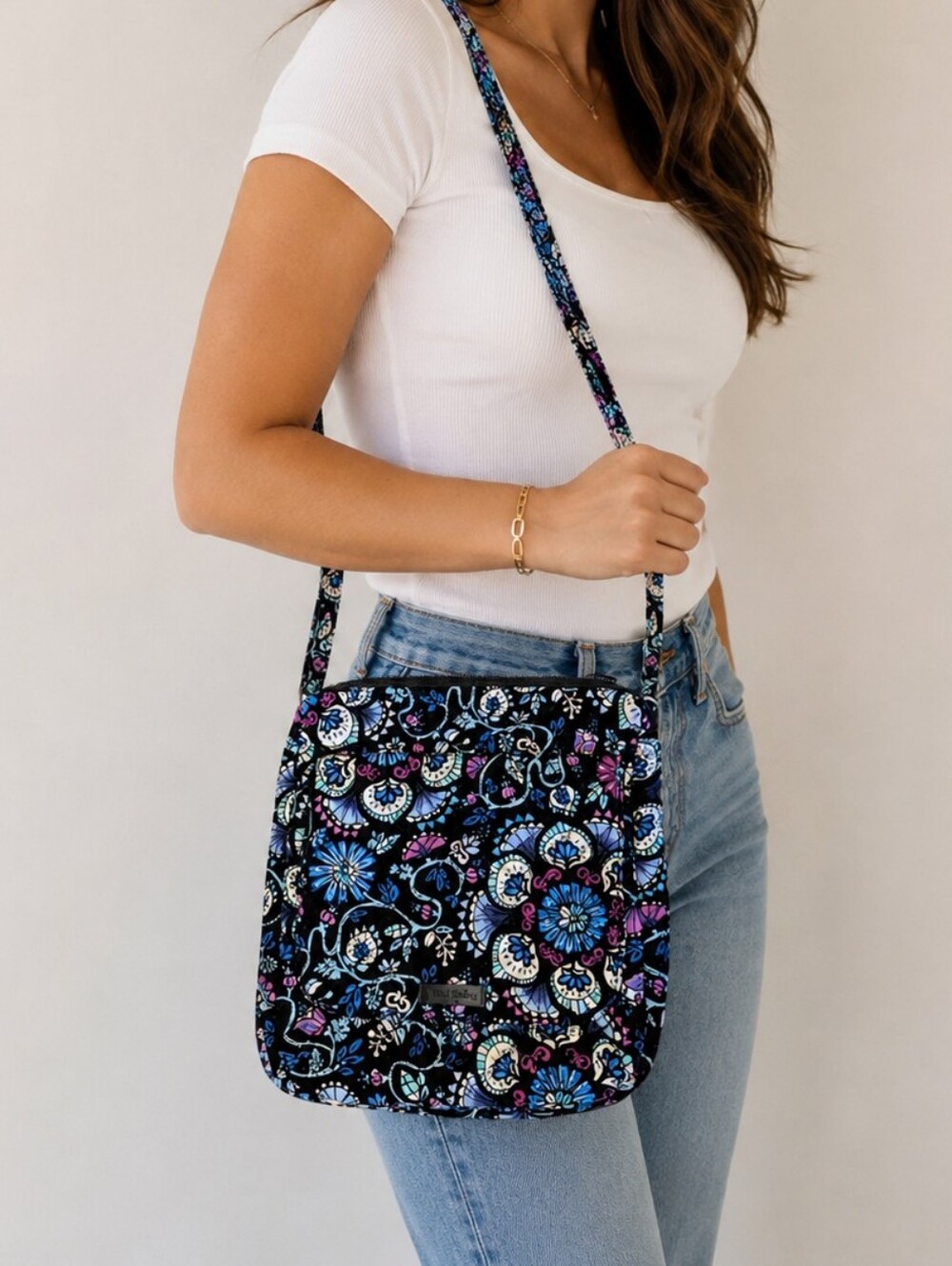 Vera Bradley CARSON MAILBAG Purse Handbag Crossbody BRAMBLE